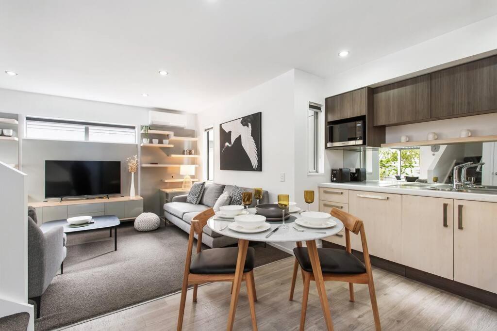 Convenient Urban Townhouse 2 Carparks Available Daire Christchurch Dış mekan fotoğraf