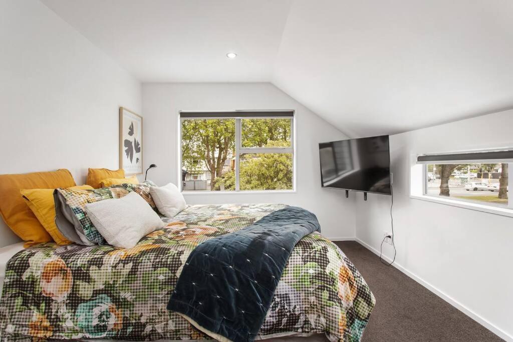 Convenient Urban Townhouse 2 Carparks Available Daire Christchurch Dış mekan fotoğraf